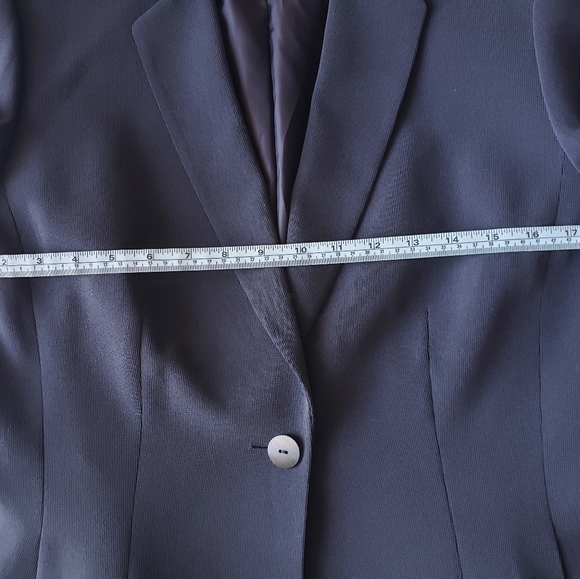 Tahari ASL Blazer - Picture 7 of 8